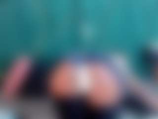 Live cam show with black-rosse - Pov on fuck-show.com