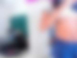 Live cam show with black-rosse - Erotic Dance on googirlz