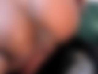 Live cam show with black-rosse - Hairy Pussy Teen (18+) on SpankPalCams