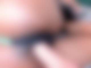 black-rosse's Live Sex Cam Show