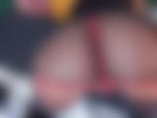 Live cam show with black-rosse - Hairy Pussy Teen (18+) on mypornchat.com