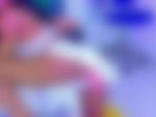 Live cam show with black-rosse - Double Penetration on Camsoda