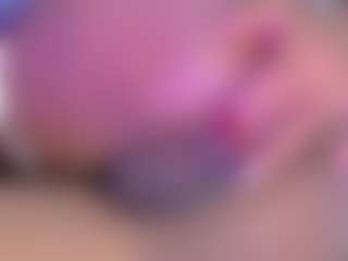 Live cam show with black-rosse - Ebony on fapnchat | colombia