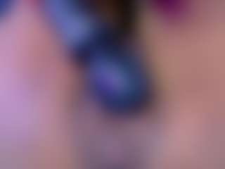 Live cam show with black-rosse - Ebony on fapnchat | colombia
