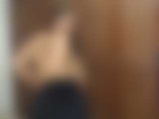 Live cam show with Jesymorgan - Shaved Pussy Teen (18+) on 1on1-livenow