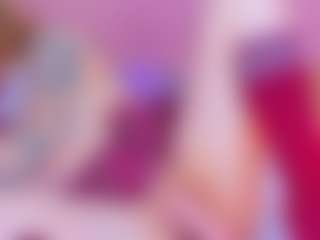 Live cam show with Amy - Blonde Hair on live18s.com