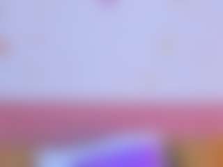 Live cam show with Amy - Blonde Hair on Fling VIP Chat