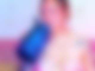 Live cam show with Amy - Dirty Talk on friskycurves.com