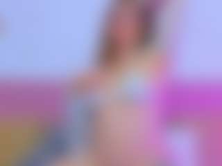Live cam show with Amy - Brown Eyes on Camiplay Live