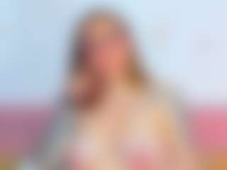 Live cam show with Amy - Blonde Hair on sexylivex.com