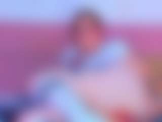 Live cam show with Amy - Blonde Hair Curvy on slutload