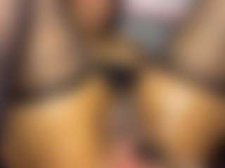 Live cam show with TOKIO SQUIRST - Thick on TastyBlacksLive