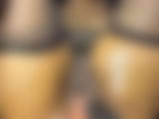 TOKIO SQUIRST's Live Sex Cam Show