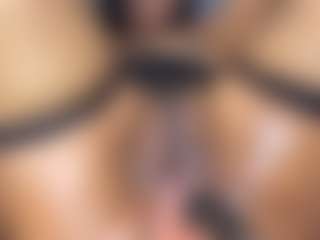 TOKIO SQUIRST's Live Sex Cam Show
