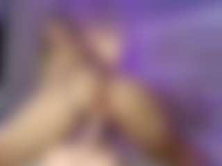 Live cam show with Sheerlyn - Blowjob on live18s.com