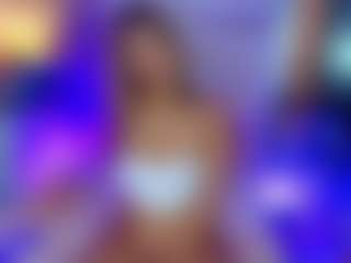 Live cam show with Sheerlyn - Big Ass on AdultVida.com