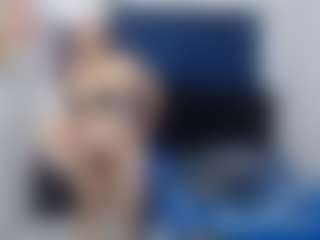 Live cam show with marckanjossi - Lesbian on livesuperchat.net