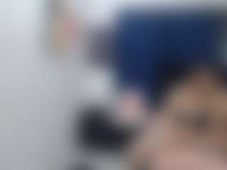 Live cam show with marckanjossi - Spank on CamwithHer