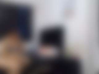 Live cam show with marckanjossi - Blowjob on Latina Girls