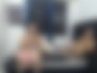 Live cam show with marckanjossi - Shaved Pussy on Camsoda