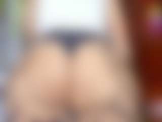 Live cam show with elikolanny - Camel Toe on pussylord.com