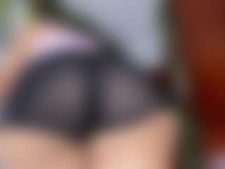 Live cam show with elikolanny - Butt Plug on Camsoda