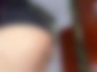 elikolanny's Live Sex Cam Show