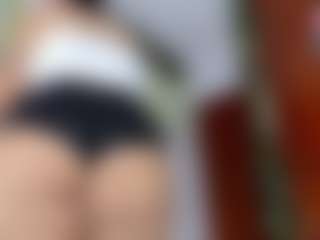 Live cam show with elikolanny - Latina on Camsoda | colombia