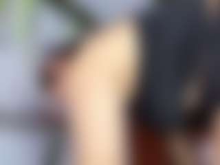Live cam show with elikolanny - Oil on Instabang