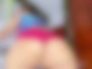 Live cam show with elikolanny - Butt Plug on Camsoda