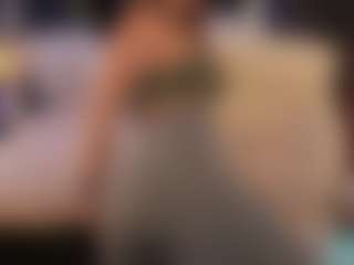 Live cam show with miaredfox - Petite on CamSodaAdn