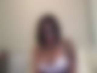Live cam show with Kimmy Loot - Sexwebcam Big Tits on livesuperchat.net