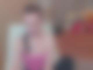 Live cam show with trishadavis - Dildo on Dolls Live
