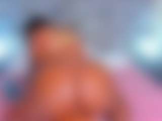 Live cam show with cammiila - Teen (18+) on AdultVida.com