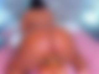 Live cam show with cammiila - BBW on luckytryst.com