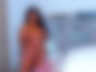 Live cam show with cammiila - Ass Bouncing on TeamSkeetLive
