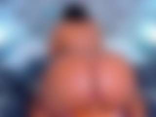 Live cam show with cammiila - Ebony on madthumbs | colombia