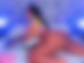 Live cam show with cammiila - Bedroom on Gym Cam Girls