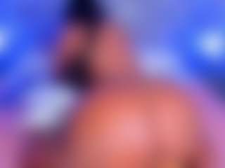 Live cam show with cammiila - Ebony Squirt on madthumbs