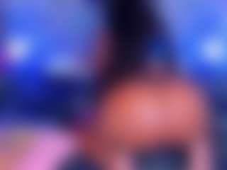 Live cam show with cammiila - Brown Eyes Black on Camsoda