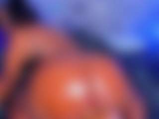 Live cam show with cammiila - Italian Young Adult on xfollow cams | colombia