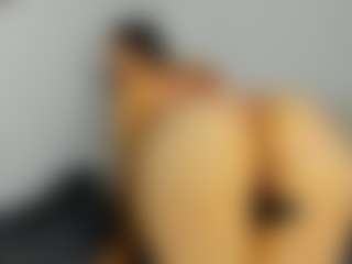 Live cam show with samaraeyes - Ass Clapping on Camsoda