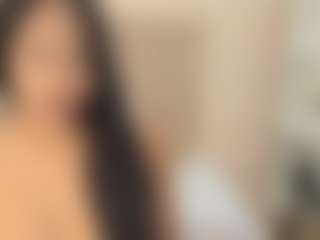 mialopezz's Live Sex Cam Show