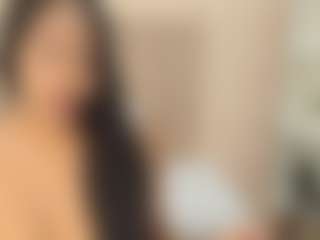 Live cam show with mialopezz - Strip on Camsoda