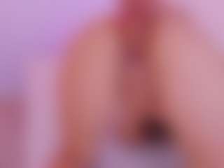 Live cam show with HAILEY - Spank on Fapmatic.com