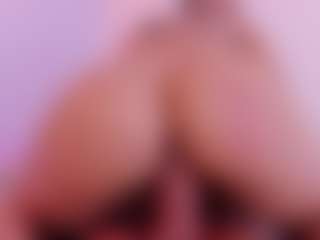 Live cam show with HAILEY - Tiny Tits on hrnylive.com
