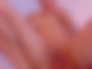 Live cam show with HAILEY - Dress on AdultVida.com