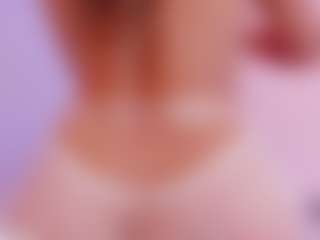 Live cam show with HAILEY - Asshole on AdultVida.com