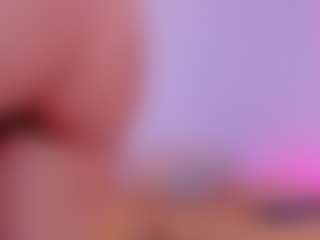 HAILEY MILF webcam performer live streaming