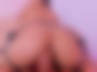 Live cam show with HAILEY - Latina on CamClone | colombia